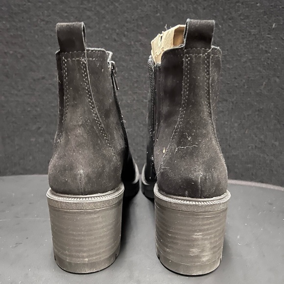 Lucky Brand Bootie Sodeti Oiled Suede New in Box - Picture 4 of 9